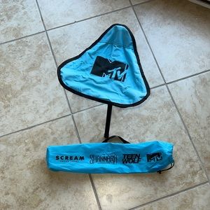 Exclusive MTV Comic Con Chair